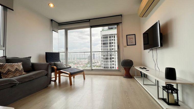รูป Rhythm Sathorn-Narathiwas | 2 ห้องนอนให้เช่า ห้องมุม วิวสีเขียวสวยมาก สงบไม่ร้อน น่าอยู่ ใกล้รถไฟฟ้าช่องนนทรี - รูปที่ 2/9