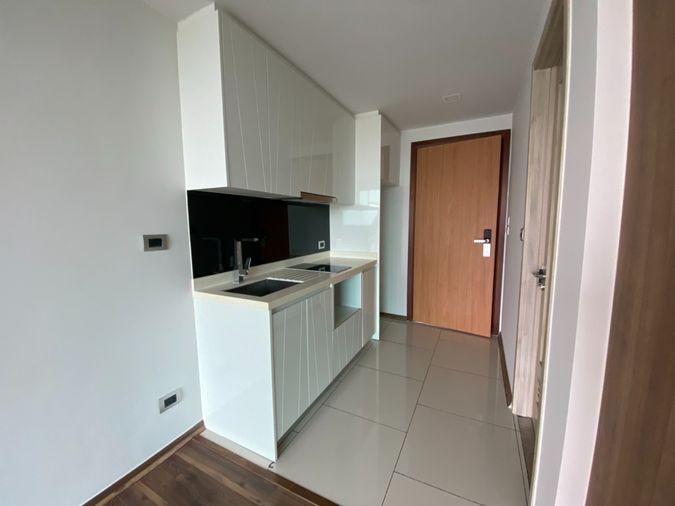 picture The Peak Towers Pratumnak pattaya studio high floor - 4/17