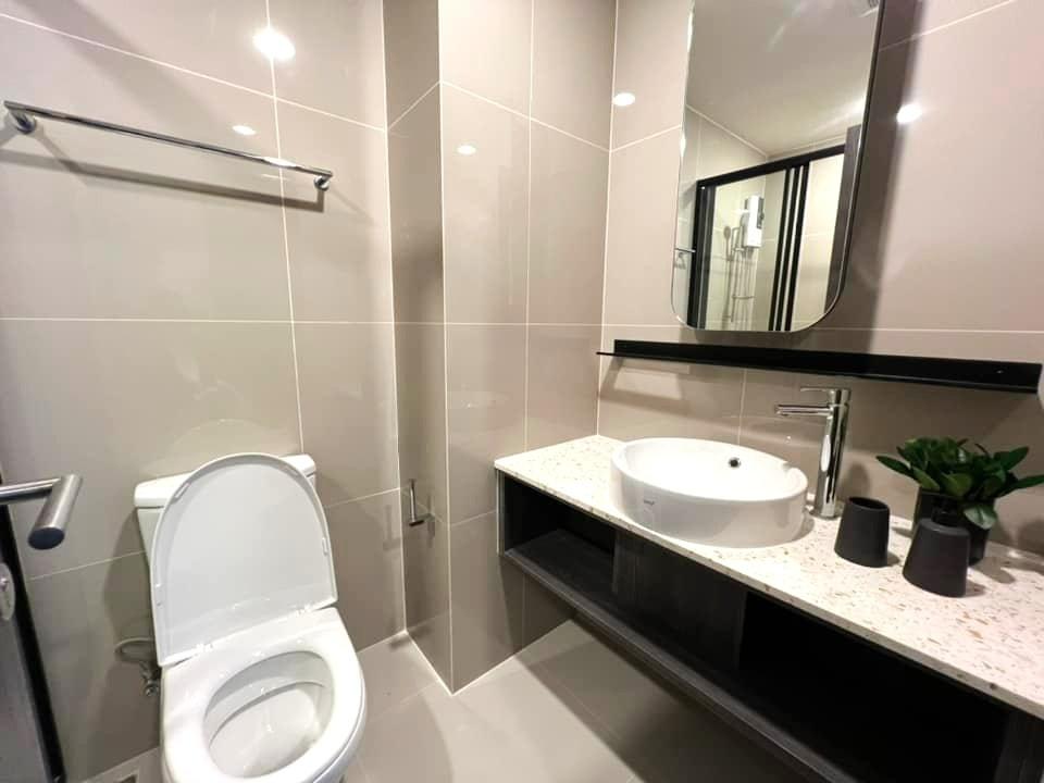 picture 🔸Available!! 2 Beds 2 Baths🔸XT HuaiKhwang CE🔸 LineID : @Homelisting(with@ Ahead) - 5/11