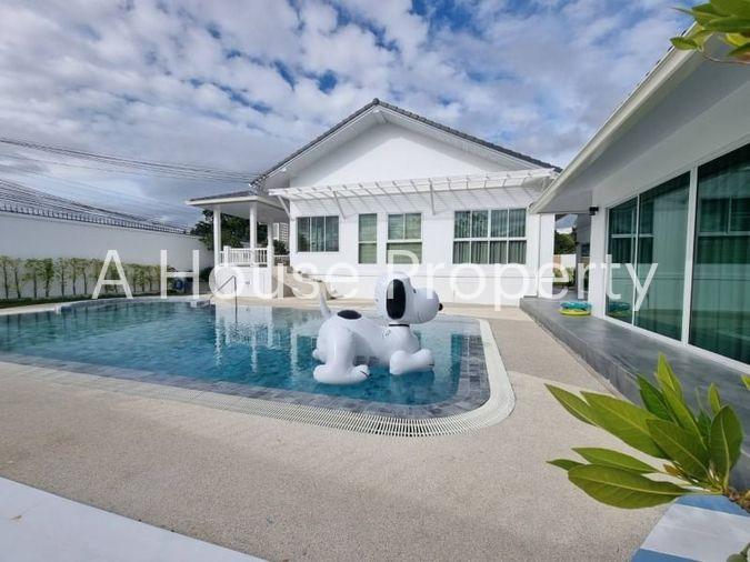 picture For sale, Pool Villa, ready to move in, Thung Klom-Talman, Bang Lamung, Chonburi - 1/12