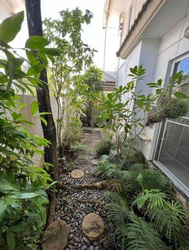 รูป ขายบ้านสวย 2 ชั้น หมู่บ้านกลางสวน ตะเคียนเตี้ย บางละมุง ชลบุรี  - รูปที่ 7/8