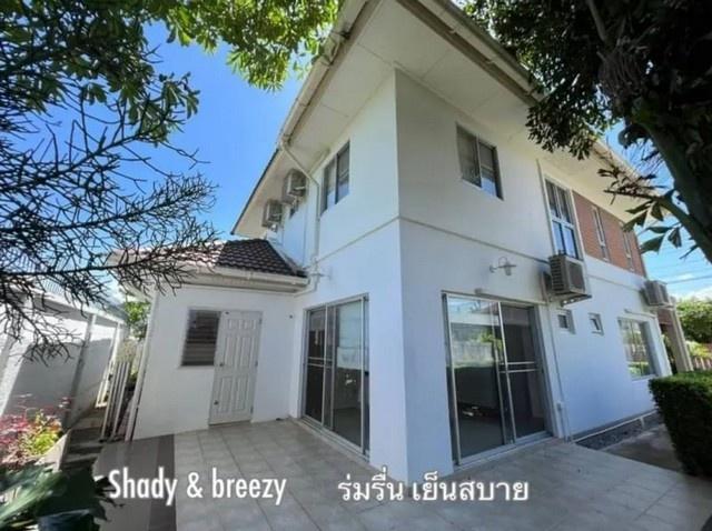 รูป ขายบ้านสวย 2 ชั้น หมู่บ้านกลางสวน ตะเคียนเตี้ย บางละมุง ชลบุรี  - รูปที่ 8/8