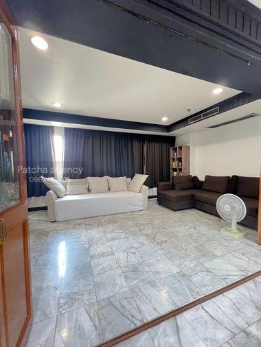 picture for rent Wittayu Complex. 2bed 120sqm. Pets ok! Line id: @pfagent - 2/19