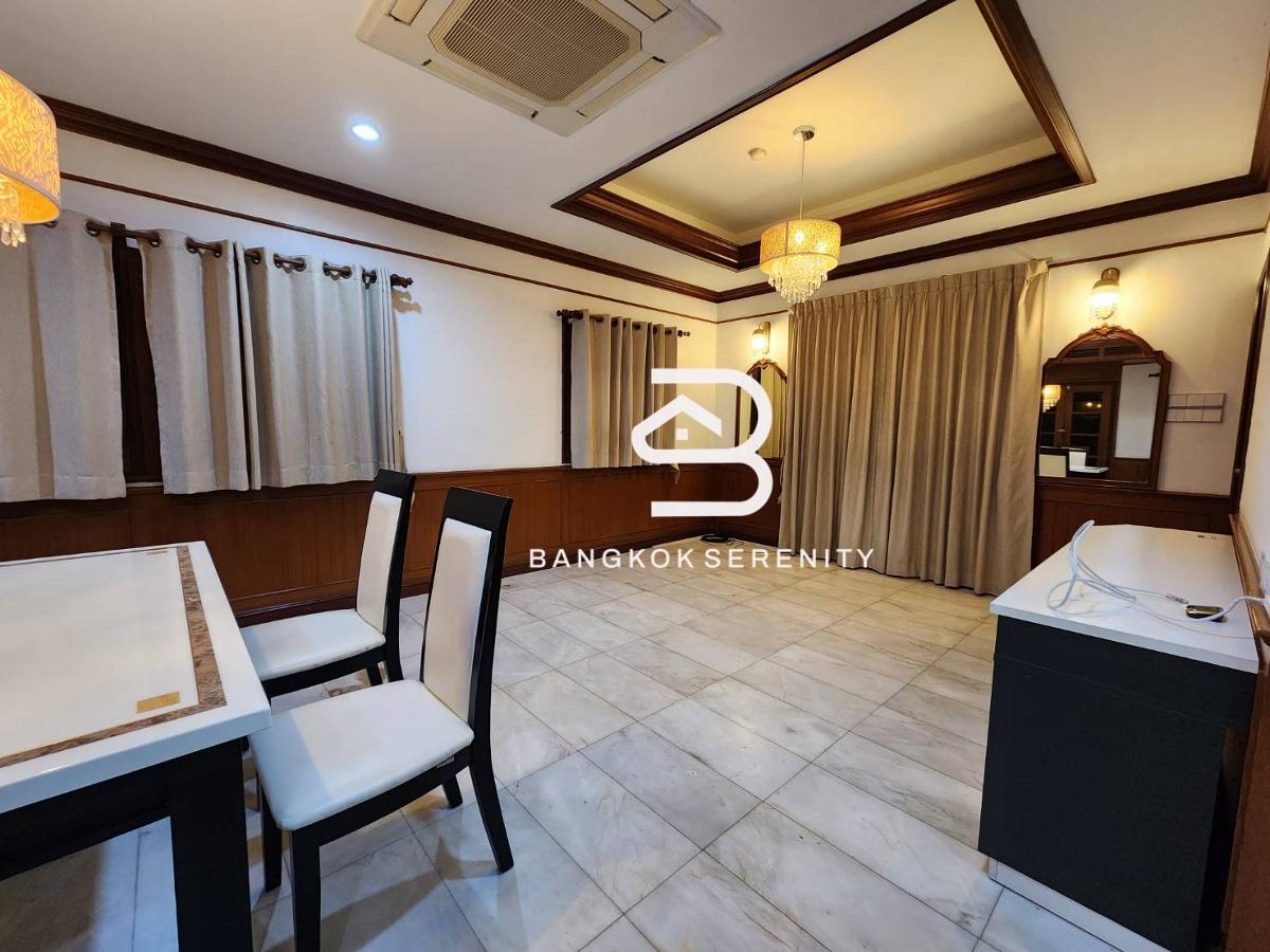 picture House for rent at Lakeside Villa 1 Village, Bangna Km.5 - 6/20