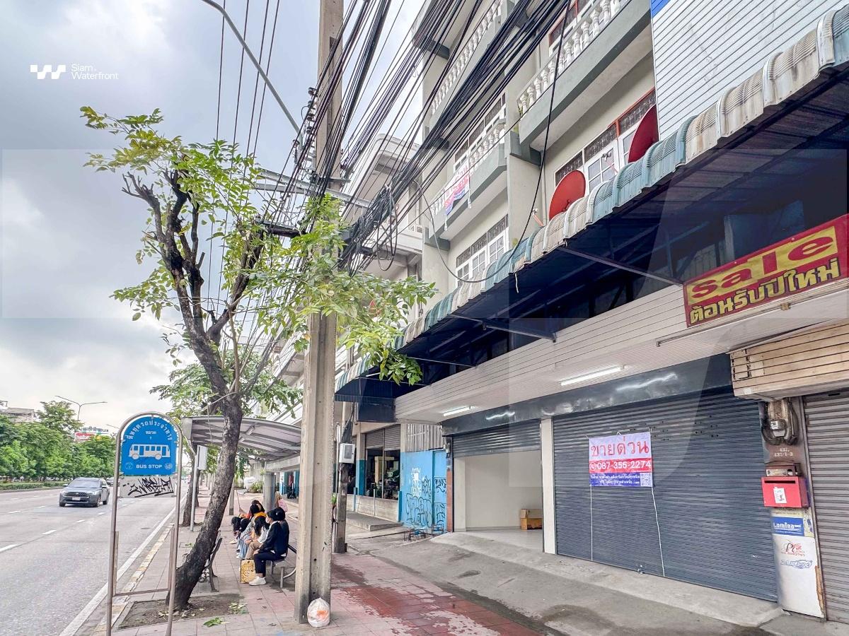 รูป ขายด่วน พึ่งรีโนเวทใหม่ อาคารพาณิชย์4.5ชั้น 2คูหาตีทะลุ 36 ตร.วาติดถนนเพชรเกษม ริมถนนใหญ่ ปากซอยเพชรเกษม96 บางแค ใกล้บิ๊กซีเพชรเกษม - รูปที่ 4/17
