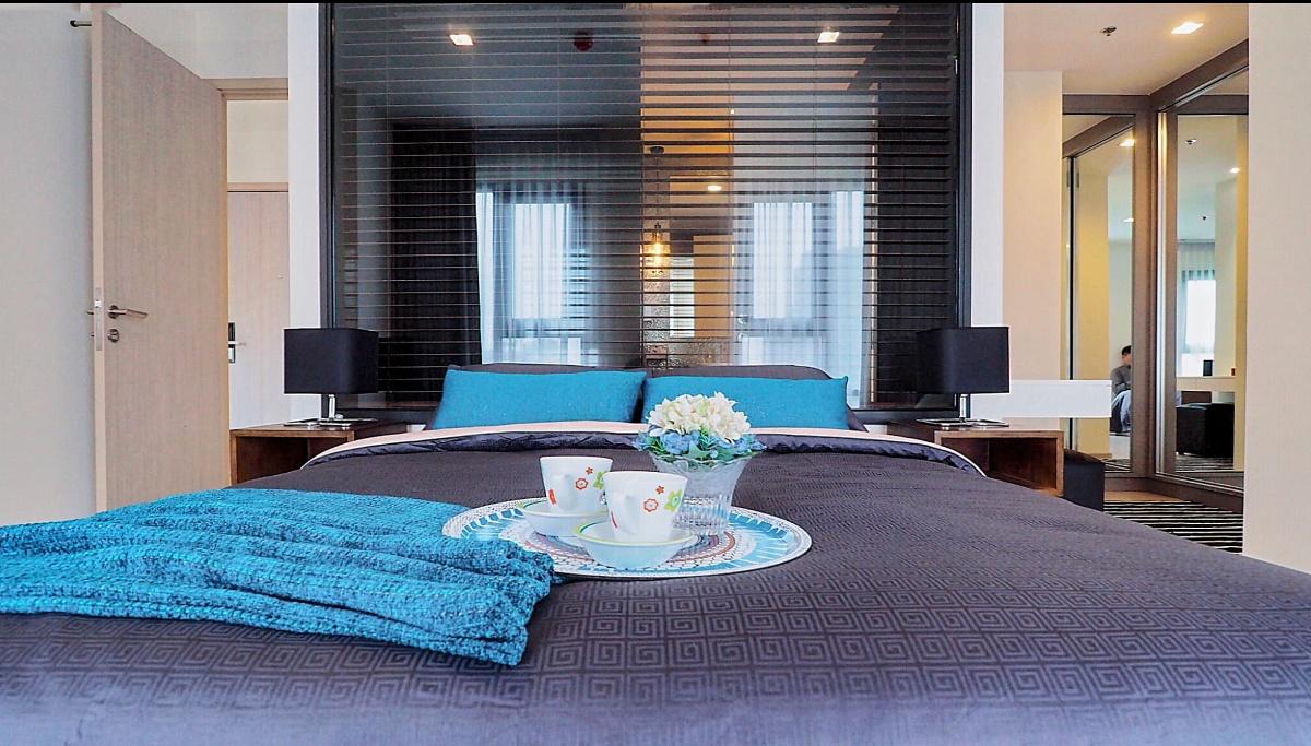 picture for rent Rhythm Sukhumvit36-38. 1bed 50sqm. Corner unit! Line id: @pfagent - 9/14