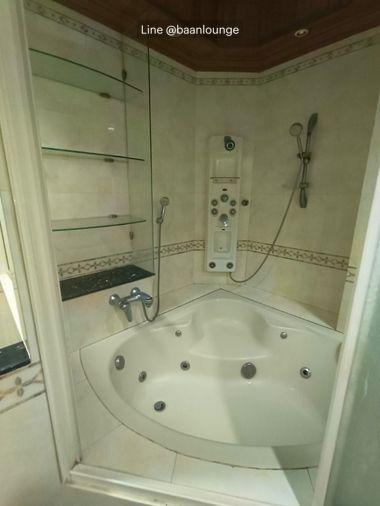 picture For rent house in Soi Bangnatrad 19-21 2 floors Size 100 square wah - 33/37