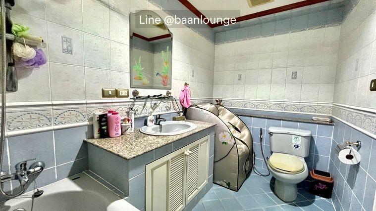 picture For rent house in Soi Bangnatrad 19-21 2 floors Size 100 square wah - 37/37
