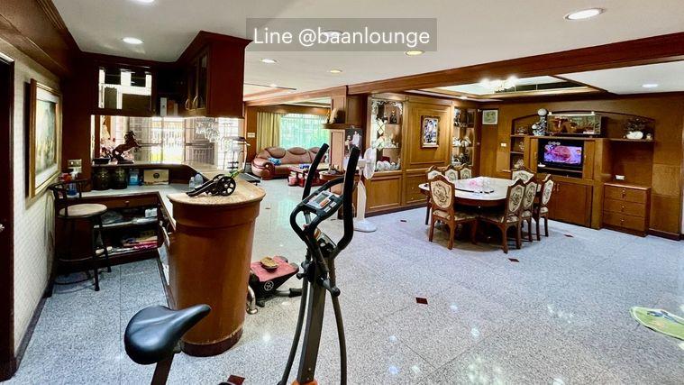picture For rent house in Soi Bangnatrad 19-21 2 floors Size 100 square wah - 8/37