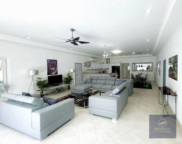 picture Majestic Residence on Prathamnak Hill Only 1 minute from the private beach - 6/24