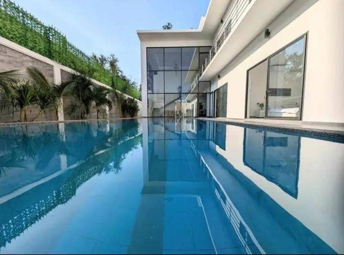 รูป Brand new high class European standard villa on Pratumnak 5 minutes walk from the beach  - รูปที่ 1/16