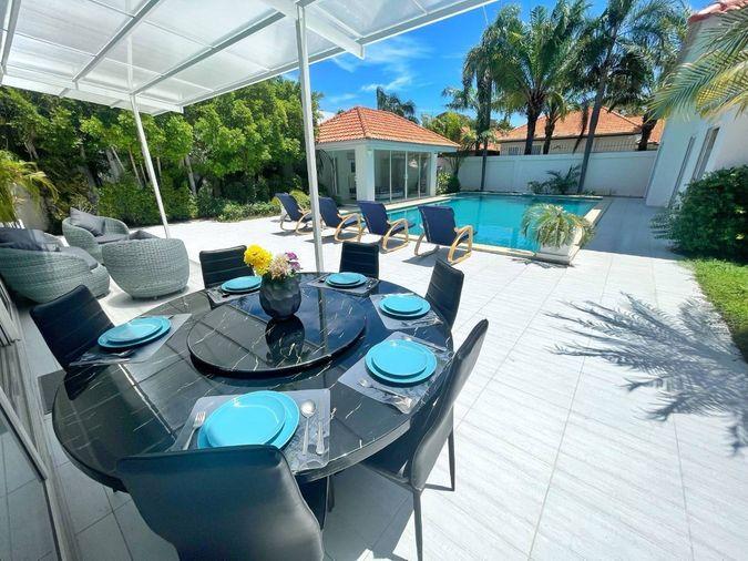 picture Majestic Residence on Prathamnak Hill Only 1 minute from the private beach - 19/24