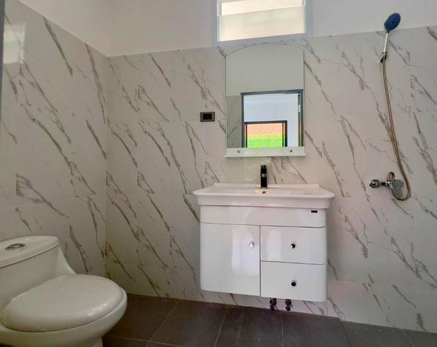 รูป Brand new high class European standard villa on Pratumnak 5 minutes walk from the beach  - รูปที่ 14/16