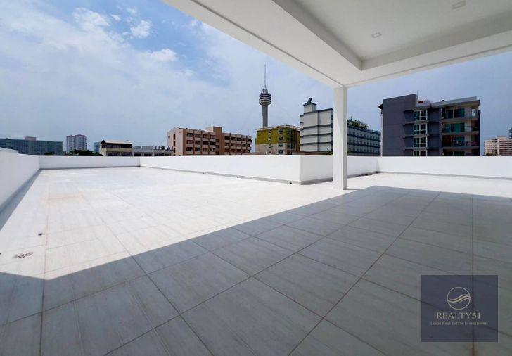 รูป Brand new high class European standard villa on Pratumnak 5 minutes walk from the beach - รูปที่ 16/16