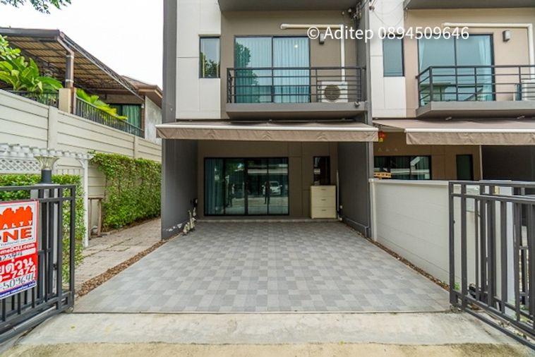รูป ขายทาวน์โฮม 3 ชั้น บ้านกลางเมือง รามอินทรา-วัชรพล 28 ตรว. 3 ห้องนอน 3 ห้องน้ำ ใกล้จุดขึ้นลงทางด่วน สุขาภิบาล 5 - รูปที่ 6/35