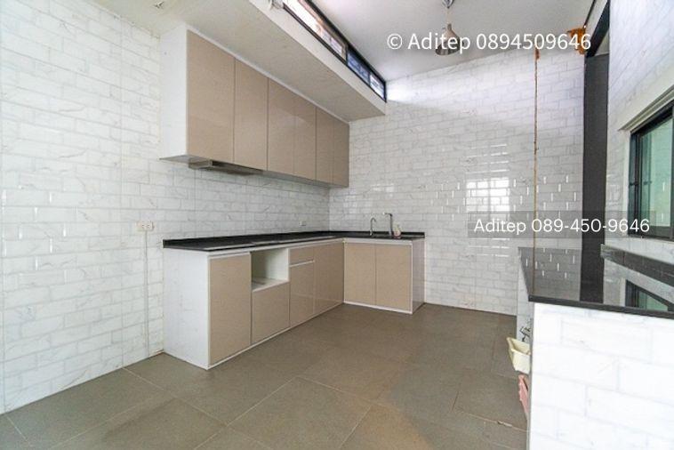 รูป ขายทาวน์โฮม 3 ชั้น บ้านกลางเมือง รามอินทรา-วัชรพล 28 ตรว. 3 ห้องนอน 3 ห้องน้ำ ใกล้จุดขึ้นลงทางด่วน สุขาภิบาล 5 - รูปที่ 11/35