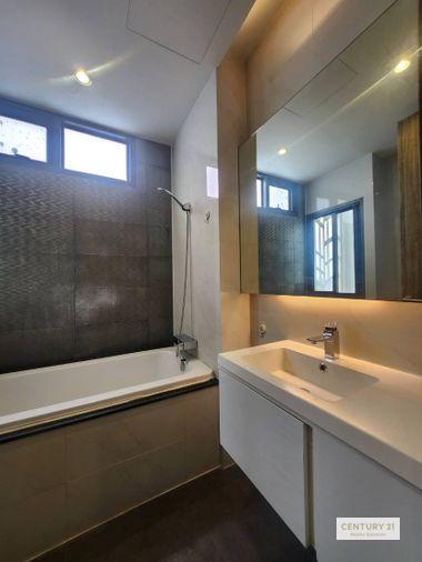 picture Condo For Rent 2 Bedrooms at Mayfair Place Sukhumvit 50 Ref: A17241006 - 12/13