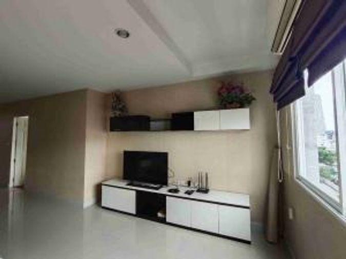 picture G8320🚨中国客户，请加微信。(在联系方式的旁边) 🅵🅾🆁 🆁🅴🅽🆃 JP Smart 🅻🅸🅽🅴 ❤️💜@condopremium💜❤️Ready to move in ⬛🟨 📞 065 695 3645🟨⬛ - 3/9