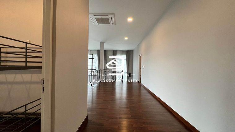 picture The Palazzo Srinakarin for rent - 10/24