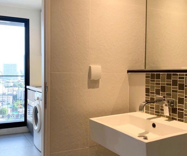 รูป Urbano Absolute | ให้เช่าห้องสตูดิโอ พร้อมที่จอดรถ สภาพดี ตกแต่งเรียบร้อย วิวแม่น้ำ ราคาดี - รูปที่ 12/16