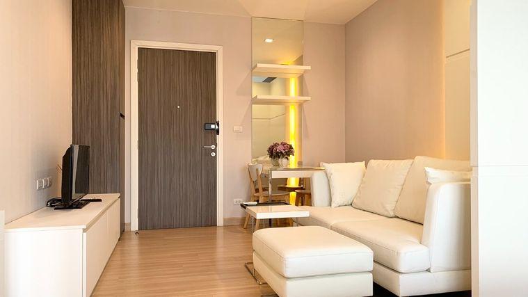 รูป Urbano Absolute | ให้เช่าห้องสตูดิโอ พร้อมที่จอดรถ สภาพดี ตกแต่งเรียบร้อย วิวแม่น้ำ ราคาดี - รูปที่ 2/16