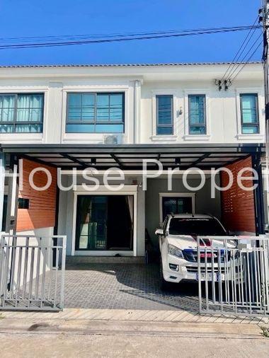 picture Second-hand townhouse for sale, Manirin Midtown Project, Nong Mon, Chonburi - 1/9