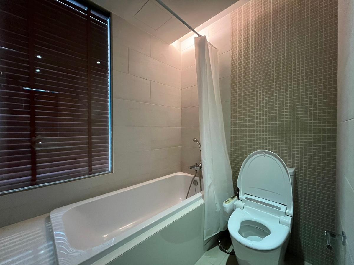 picture 1 bedroom condo, price 25,000 baht - 12/12