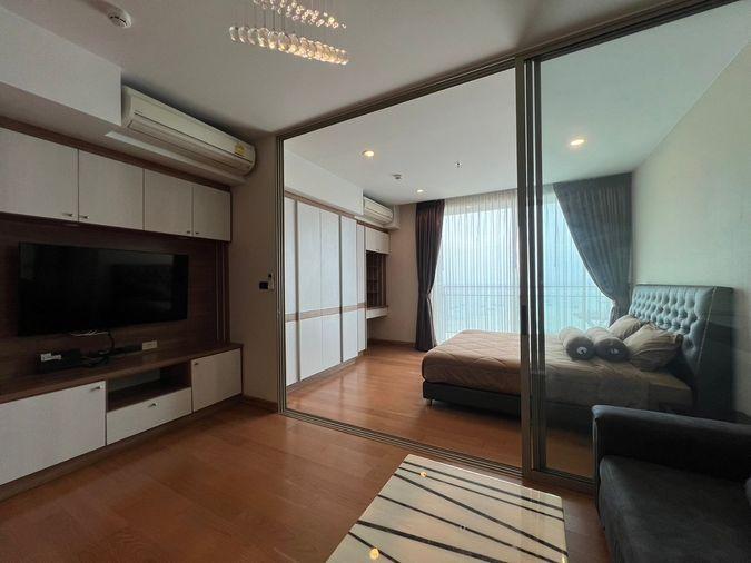 picture 1 bedroom condo, price 25,000 baht - 8/12