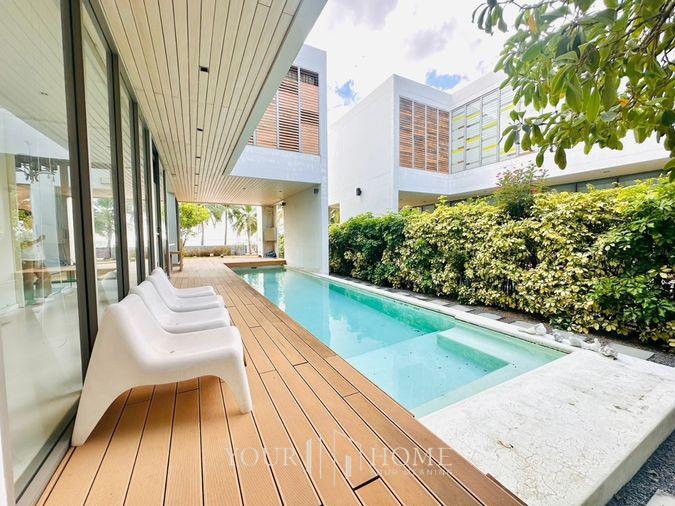 รูป For Sale : บ้านเดี่ยวติดทะเลชลบุรี : หมู่บ้านคาซาลูน่า - สัมผัสทะเลเพียงก้าวเดียว (บางแสน บางพระ) - รูปที่ 10/30