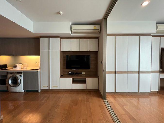picture 1 bedroom condo, price 25,000 baht - 1/12