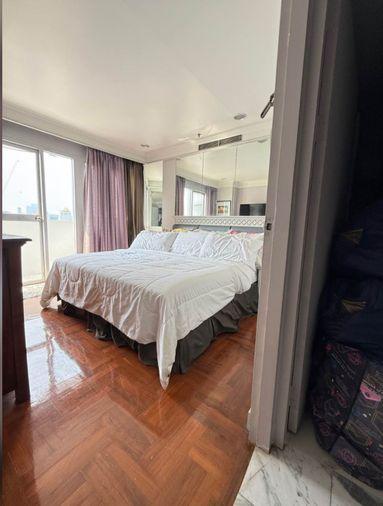 picture for rent Wittayu Complex. 3bed 120sqm. Pets ok! Line id: @pfagent - 12/17