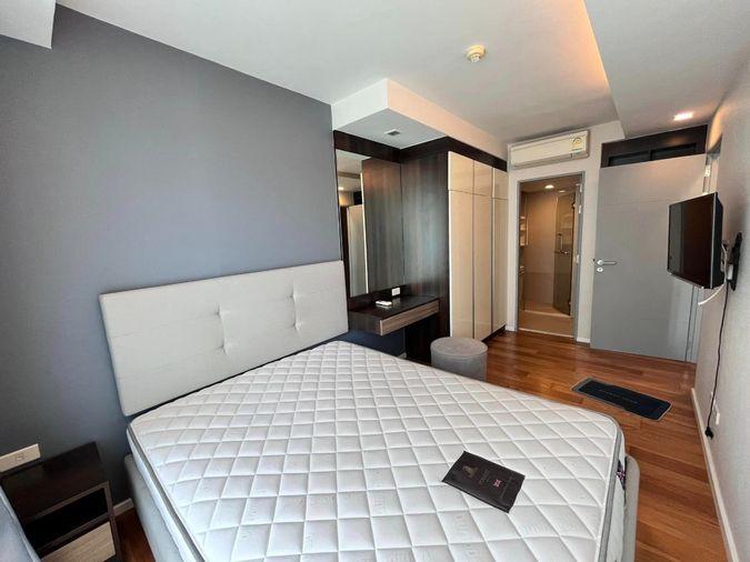 picture For Rent   : Focus Ploenchit Condominium  (ST-02) (Close to BTS Ploenchit ) - 1/5