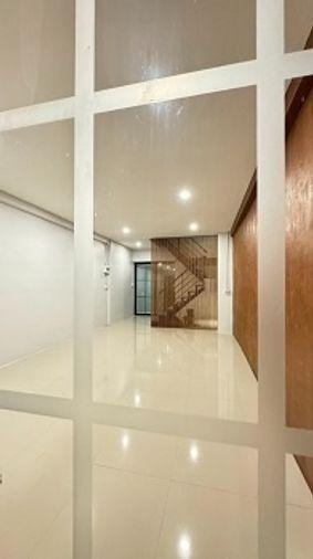 รูป 🏡✨ ขายทาวน์เฮ้าส์ 3 ชั้น รีโนเวทใหม่ ! ประชาอุทิศ 54 สวยเป๊ะทุกมุม! - รูปที่ 9/10