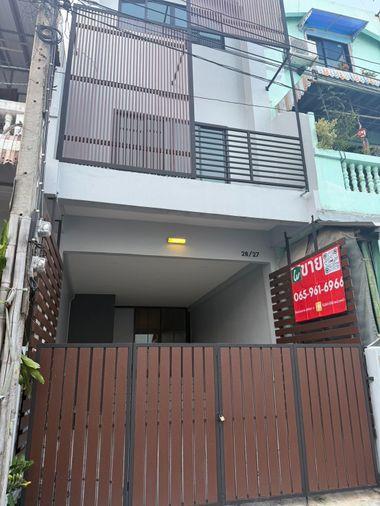 รูป 🏡✨ ขายทาวน์เฮ้าส์ 3 ชั้น รีโนเวทใหม่ ! ประชาอุทิศ 54 สวยเป๊ะทุกมุม! - รูปที่ 1/10