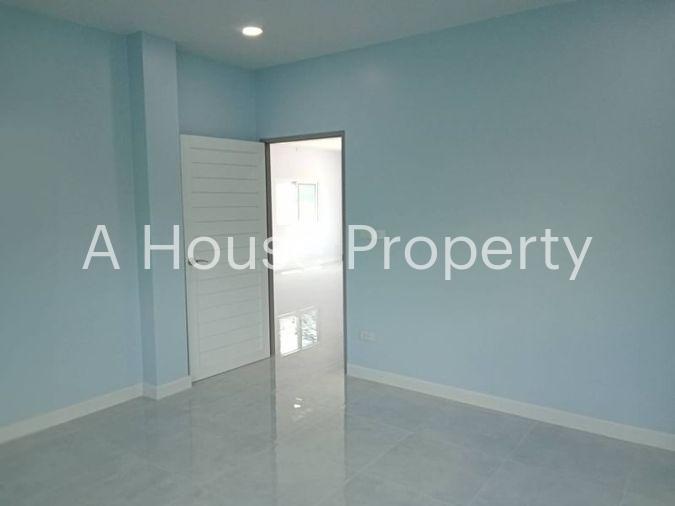 picture For sale Newly built 2-storey detached house, outside the project, Sriracha area, Chonburi - 6/12