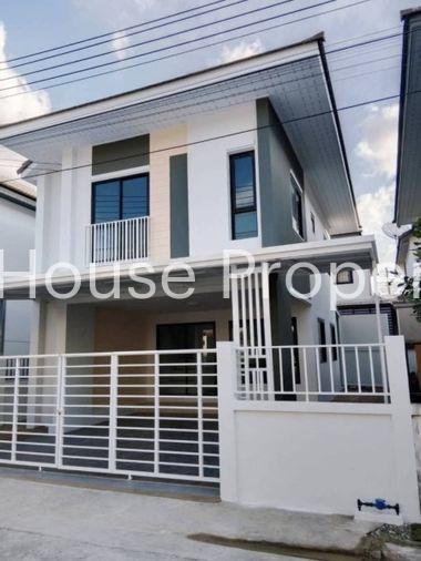 รูป ขายบ้านแฝดสไตล์บ้านเดี่ยว 2 ชั้น หมู่บ้านเดอะ เพอร์เฟค ฮิลล์ หนองมน ชลบุรี - รูปที่ 1/15