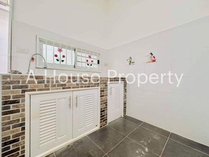 picture Second-hand townhouse, newly renovated, Silanta Village 4 Life, Bueng, Sriracha, Chonburi - 11/16