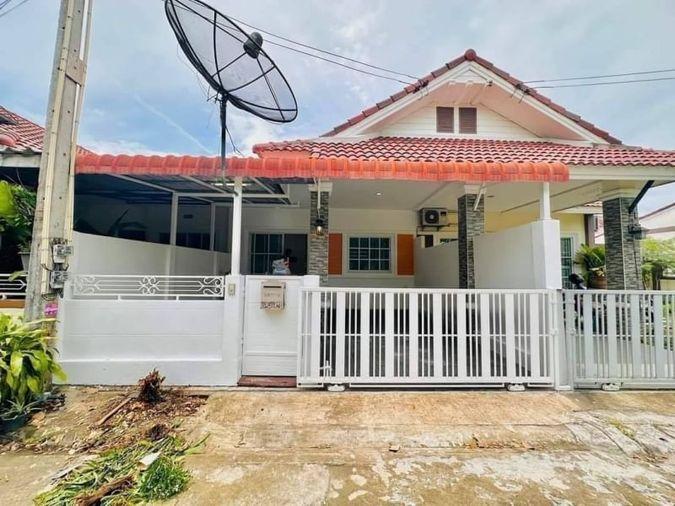 picture Second-hand townhouse, newly renovated, Silanta Village 4 Life, Bueng, Sriracha, Chonburi - 1/16
