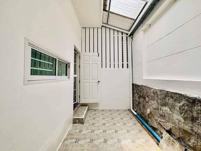 picture Second-hand townhouse, newly renovated, Silanta Village 4 Life, Bueng, Sriracha, Chonburi - 10/16