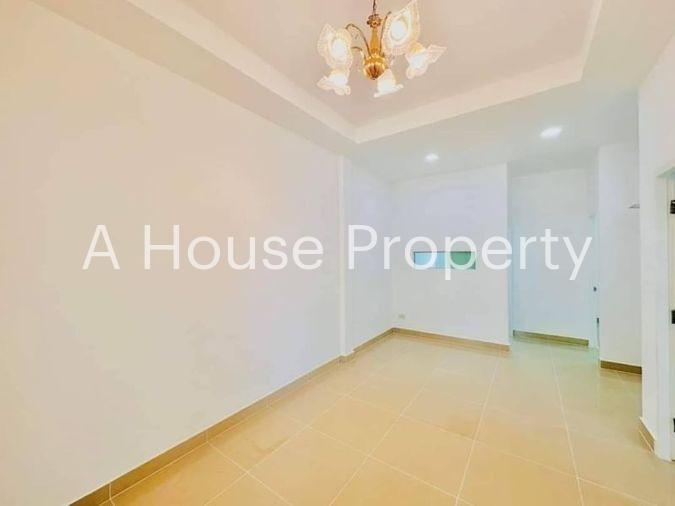 picture Second-hand townhouse, newly renovated, Silanta Village 4 Life, Bueng, Sriracha, Chonburi - 5/16