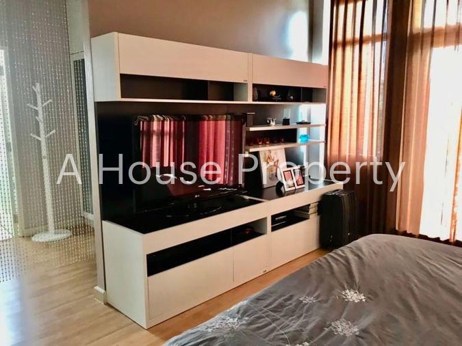 picture Beautiful house for rent, move in Ready, The Boulevard Village, Sriracha, Chonburi - 10/15
