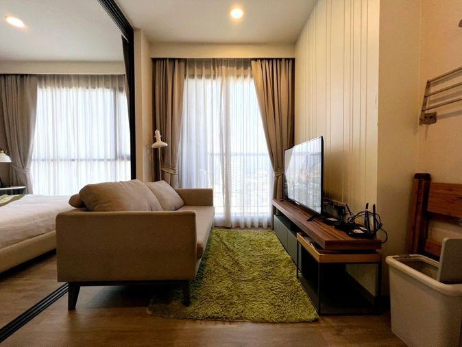 รูป คอนโด 1 ห้องนอน ตรงข้ามโรบินสัน 15,000 บาท - รูปที่ 3/19