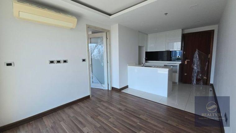 picture The Peak Tower, Pratumnak, corner room, sea view - 10/16