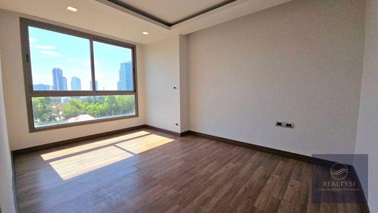 picture The Peak Tower, Pratumnak, corner room, sea view - 13/16