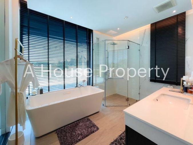picture For sale Luxury detached house, Phattha Prime project, Nong Pla Lai, Bang Lamung, Chonburi - 7/21