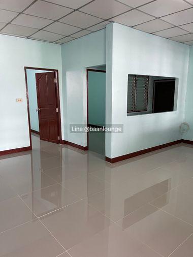 picture Single-storey house for sale, Lat Phrao 64, Soi 4, Ratchada - Sutthisan Road, near MRT Sutthisan - 4/8