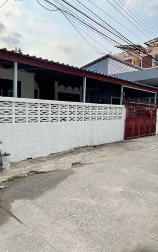 picture  Single-storey house for sale, Lat Phrao 64, Soi 4, Ratchada - Sutthisan Road, near MRT Sutthisan - 2/8