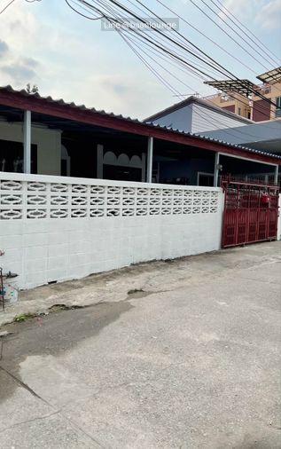 picture Single-storey house for sale, Lat Phrao 64, Soi 4, Ratchada - Sutthisan Road, near MRT Sutthisan - 2/8