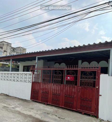 picture Single-storey house for sale, Lat Phrao 64, Soi 4, Ratchada - Sutthisan Road, near MRT Sutthisan - 1/8