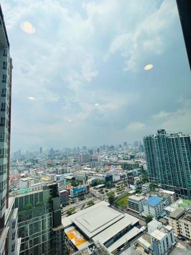 รูป ให้เช่าคอนโด  XT Huaikhwang ชั้นสูงวิวสวย นัดชมห้องด่วน 🟥LINE : @propertybkk1 - รูปที่ 8/17